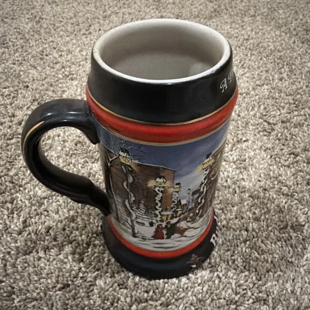 VINTAGE 1992 Budweiser Holiday Collector‎ Beer Stein 